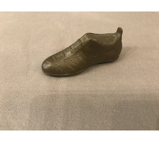 Chaussure de foot en bronze XXÈME