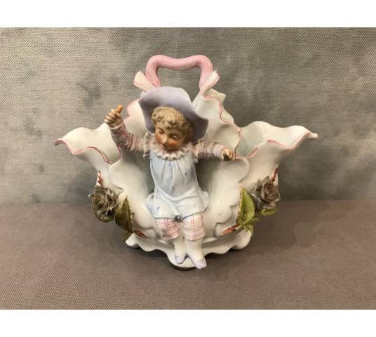 Beau panier ancien  en porcelaine d'époque 19 ème