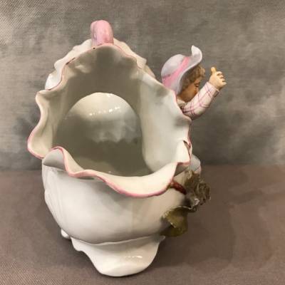 Beau panier ancien  en porcelaine d'époque 19 ème