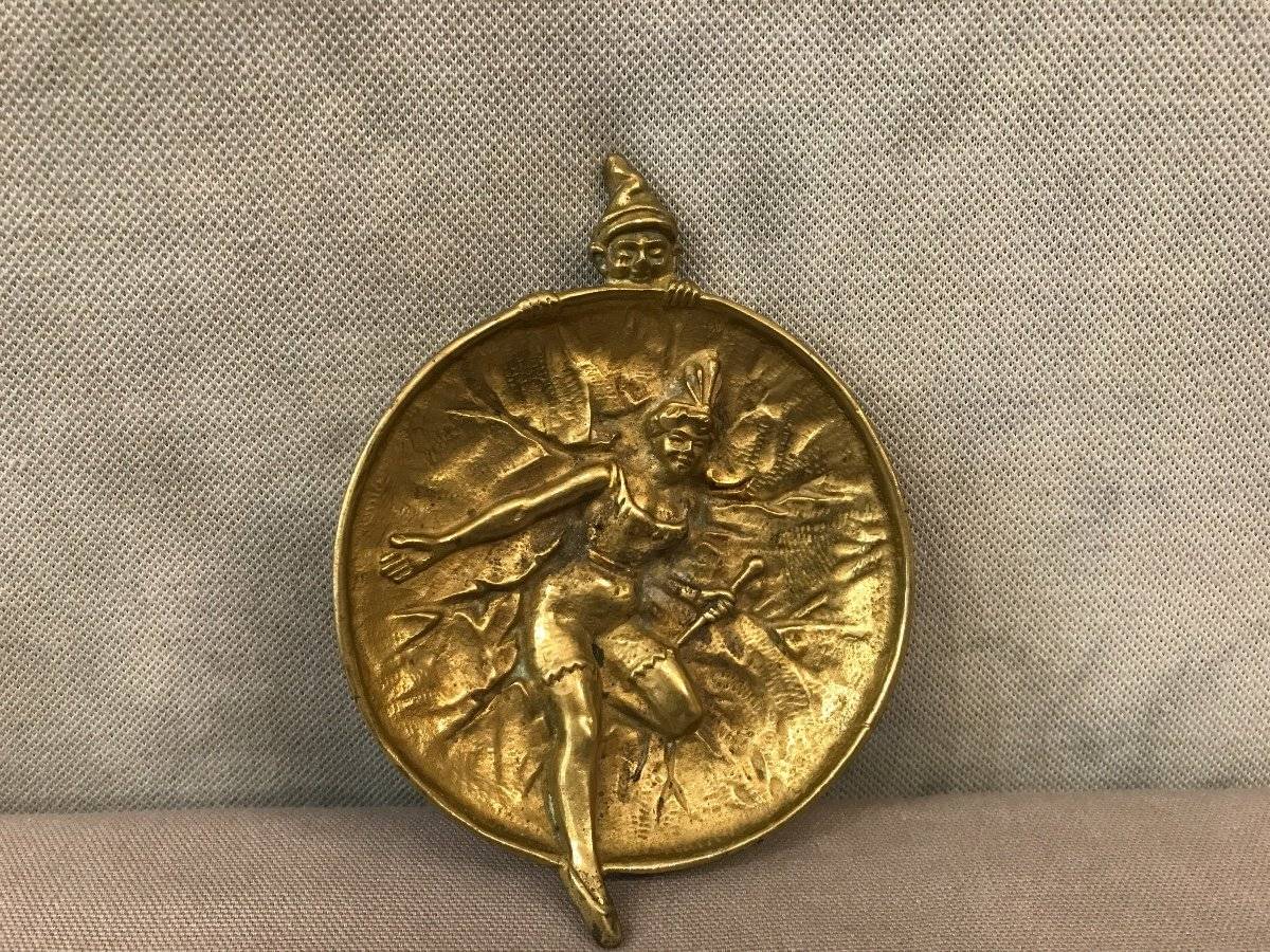 Charming Empty Bronze Pockets 1900 Charming Empty Bronze Pockets 1900
