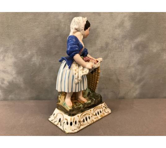 Nice object in porcelain old empty-pockets 19 th in Old Paris Jacob Petit