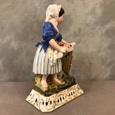 Nice object in porcelain old empty-pockets 19 th in Old Paris Jacob Petit