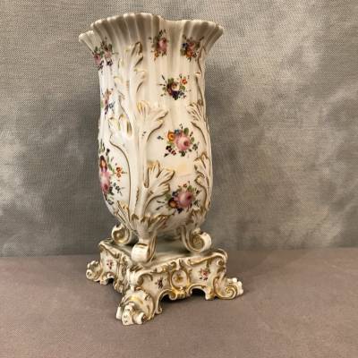 Old porcelain Vase of Old Paris of era 19th-century.