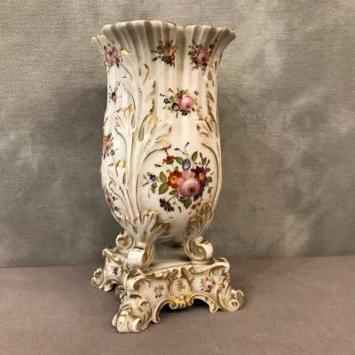 Old porcelain Vase of Old Paris of era 19th-century.