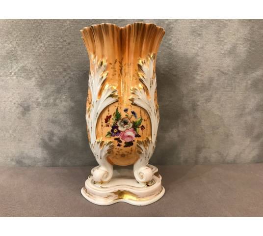 Old porcelain Vase of Old Paris of era 19th century.