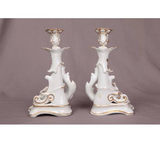 Belle pair de bougeoir en porcelaine de Vieux Paris d' epoch 19 ème