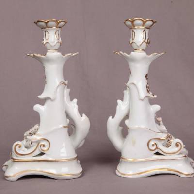 Belle pair de bougeoir en porcelaine de Vieux Paris d' epoch 19 ème