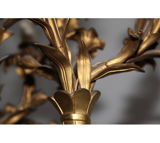 Magnifique paire de portes torchères en bronze doré et bronze patiné d'époque 19 ème