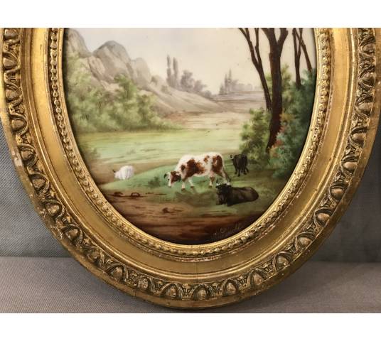 Paire de tableaux médaillon en porcelaine d'époque 19 ème