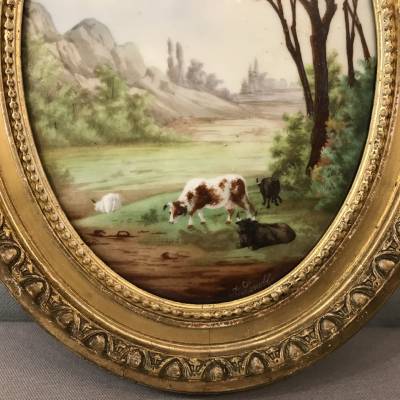 Paire de tableaux médaillon en porcelaine d'époque 19 ème