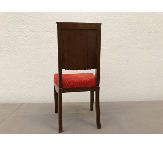 Small style mahogan/mahoganized chair