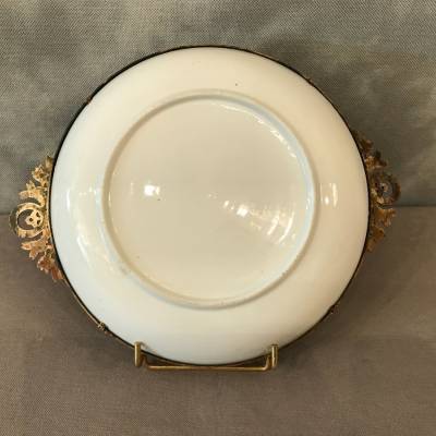 Cut plate in porcelain with vintage brass mount 19 th