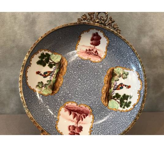 Coupe assiette en porcelaine avec monture en laiton d'époque 19 ème