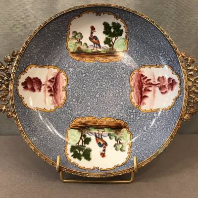 Coupe assiette en porcelaine avec monture en laiton d'époque 19 ème