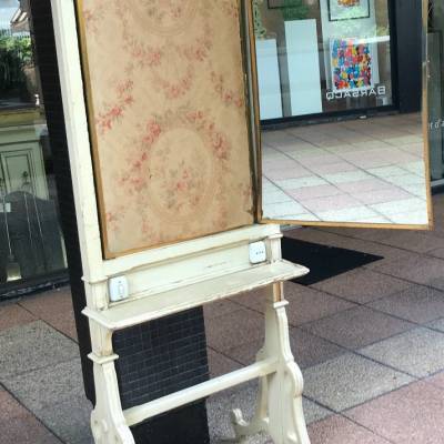 Triptych Mirror on feet and wooden structure painted around 1900