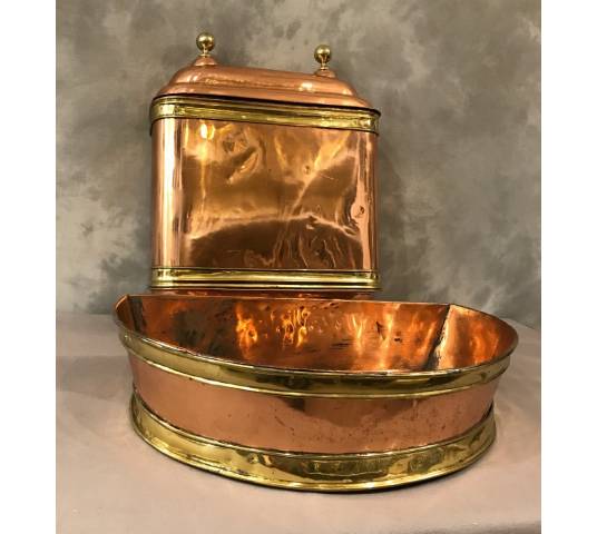 Copper fountain and vintage brass ring 18 th