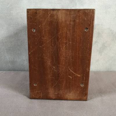 Small, old-style mahogany cigarette box 19 th