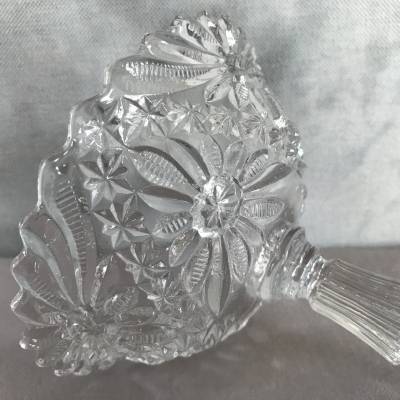 Glass Cup in a hurry around 1900 on foot shower