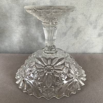 Glass Cup in a hurry around 1900 on foot shower