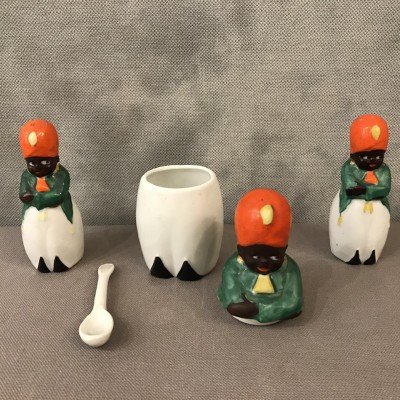 German porcelain pottery and pottery set circa 1920