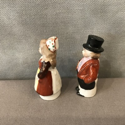 Salerons Couple de Lorrains sel et poivre en porcelaine d’époque fin 19 ème