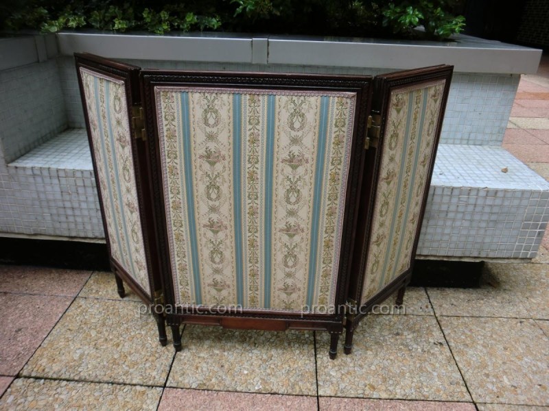 Small Louis XVI style mahogany screen