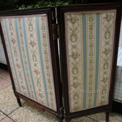 Small Louis XVI style mahogany screen