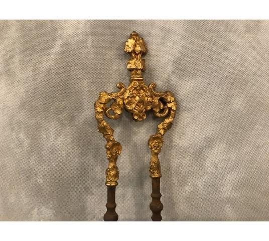 Beautiful old iron fireplace rinse and gilded bronze gilded Louis XV style 19 th