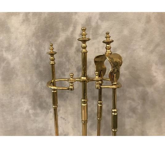 Servant of antique fireplace in vintage brass 19 th