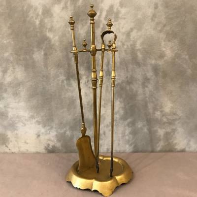 Antique brass mantelpiece ( 19th-century ).