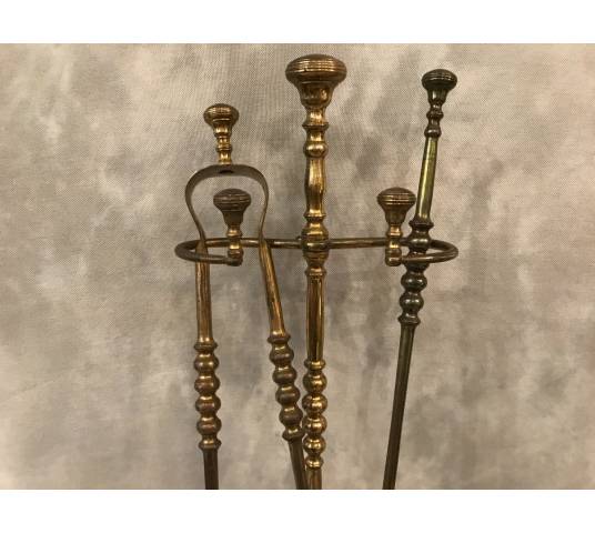 Servant of a former gilded iron fireplace 19 th