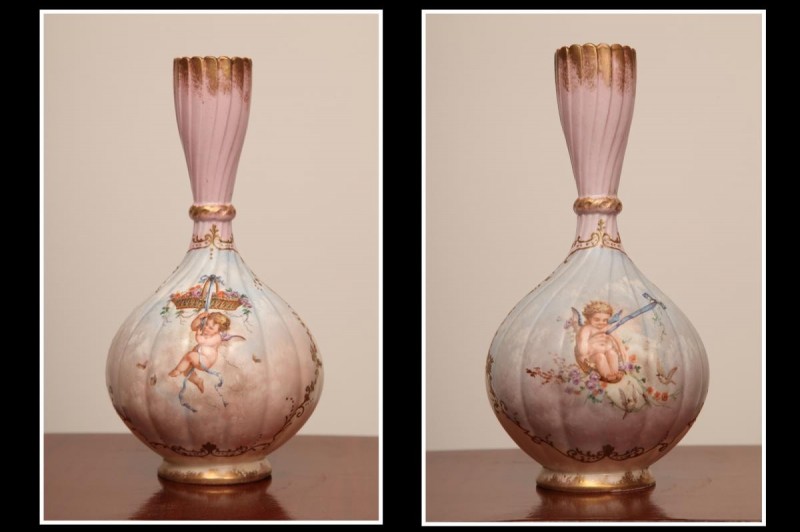 Belle paire de vases en porcelaine de Limoges d'époque 19 ème