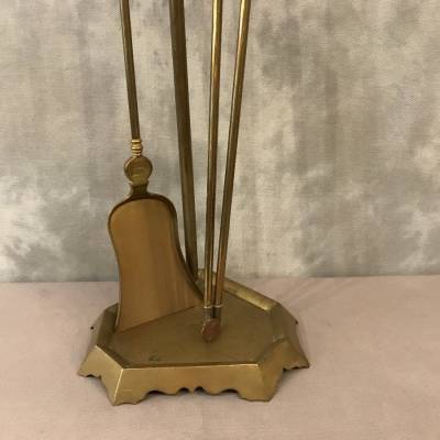 Servant of antique fireplace in vintage brass 19th