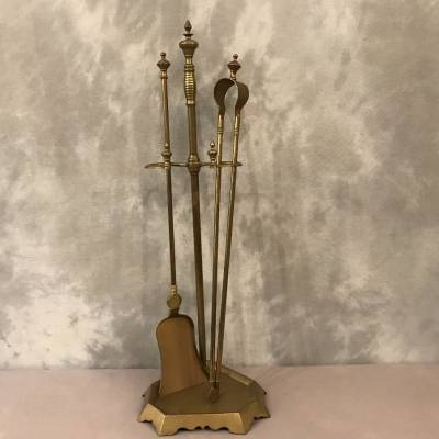 Servant of antique fireplace in vintage brass 19th