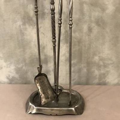 Servant of ancient iron fireplace ( 19th century )