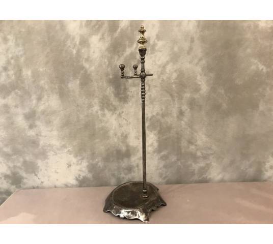 Servant of a former iron fireplace and bronze epoch 19th.