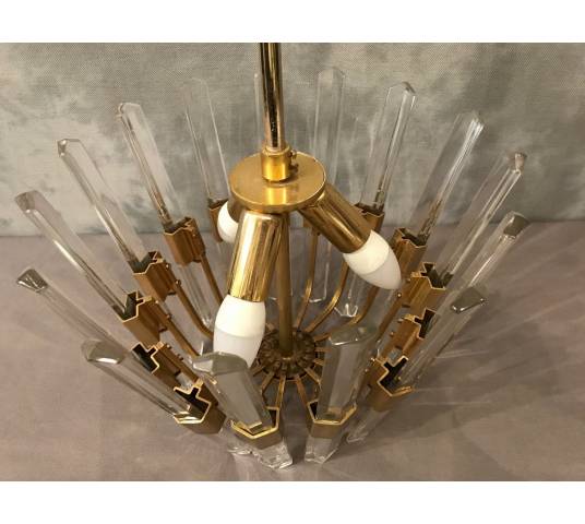 Beau lustre Scoliari circa 1970 in brass and crystal