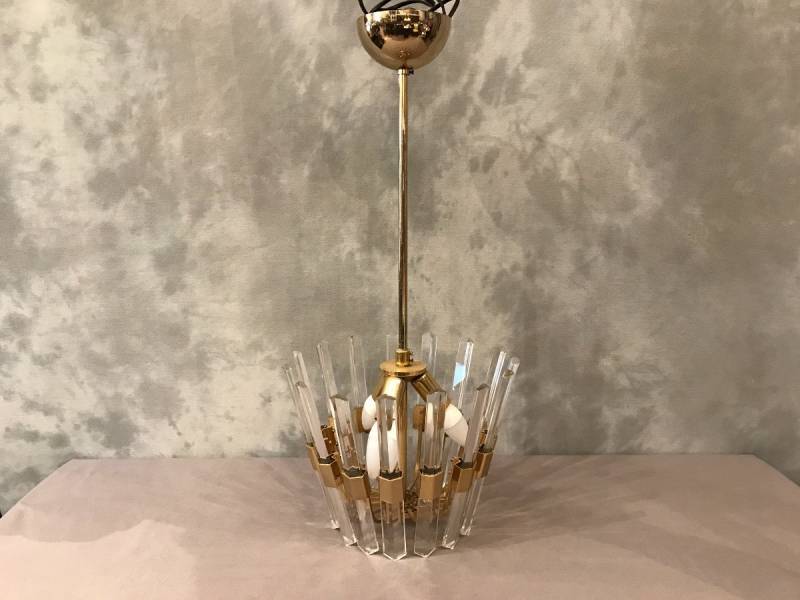 Beau lustre Scoliari vers 1970 en laiton et cristal