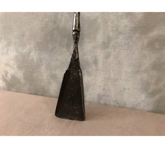 Early old wrought iron shovel 18 th