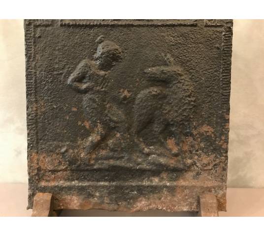 Petite plaque de cheminée ancienne en fonte d'époque 18 ème