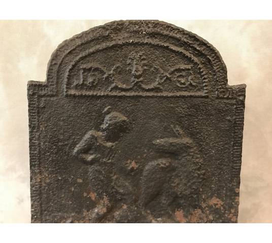 Petite plaque de cheminée ancienne en fonte d'époque 18 ème