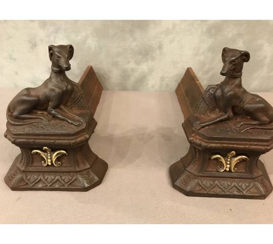 Old cast iron channels representing period dogs 19 th