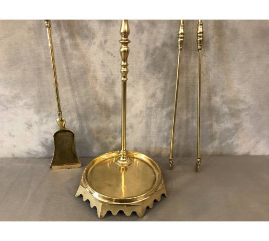 Serviteur de cheminée ancien en laiton d'époque 19 ème