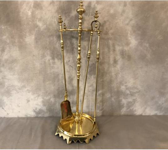 Servant of antique fireplace in vintage brass 19 th