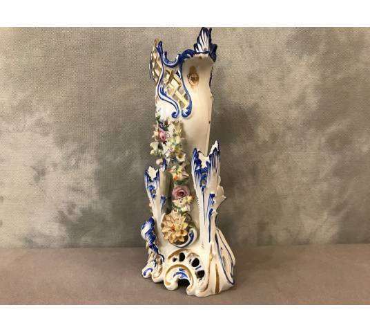 Vase en porcelain de Vieux paris tagged Jacob Petit d' epoch 19ème