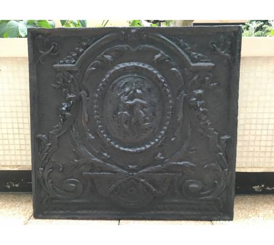 Large old fireplace plate in vintage cast iron 18 th