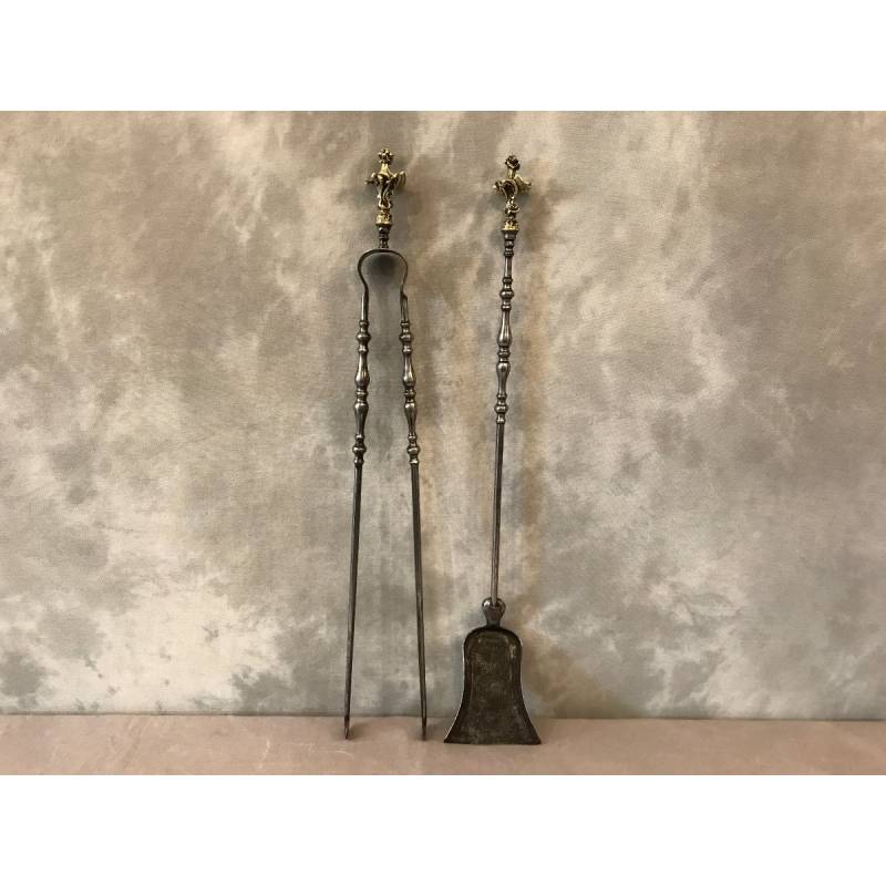 Bel ensemble de cheminée en fer et bronze d'époque 19 ème