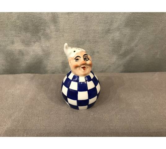 Poivrier Lustucru en porcelaine vers 1940