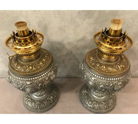 Pair of oil lamps in period 19 th