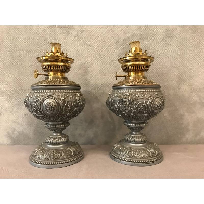 Pair of oil lamps in period 19 th